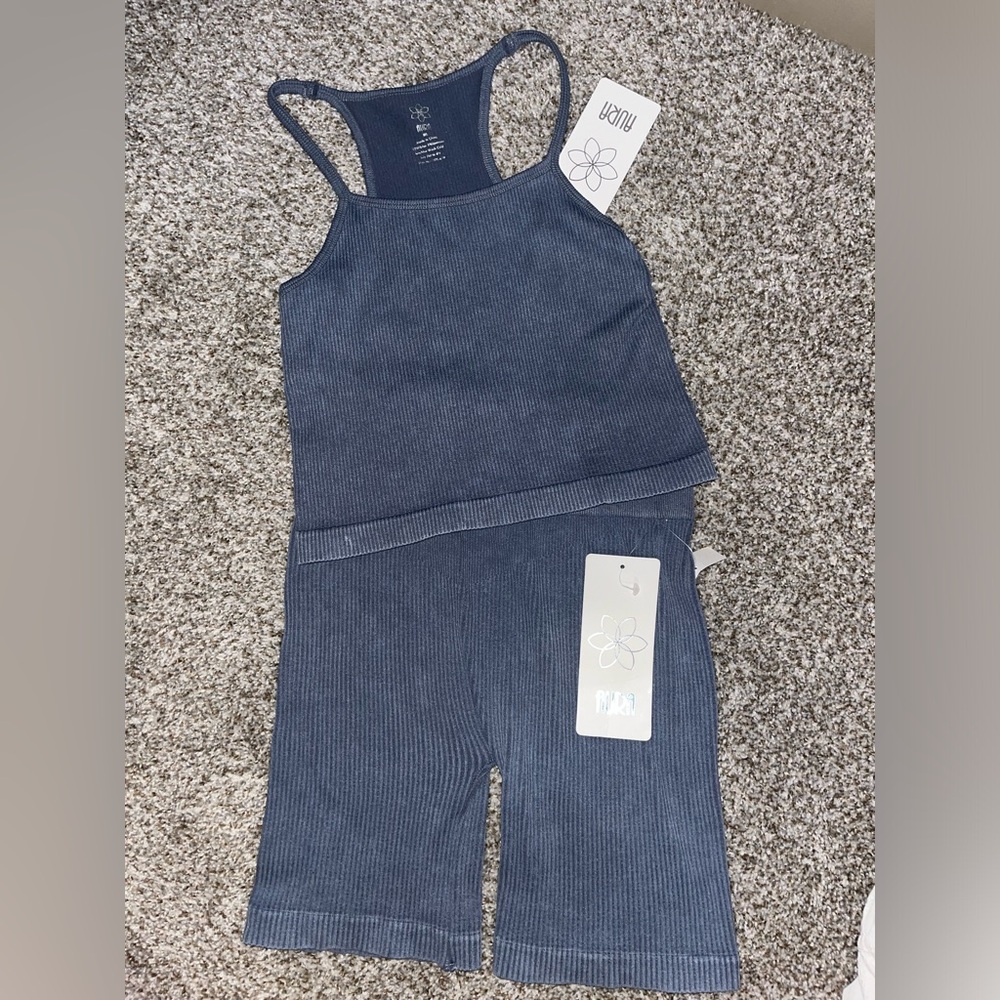 Aura Workout set